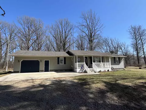 8948 N Chippewa, Coleman, MI 48618