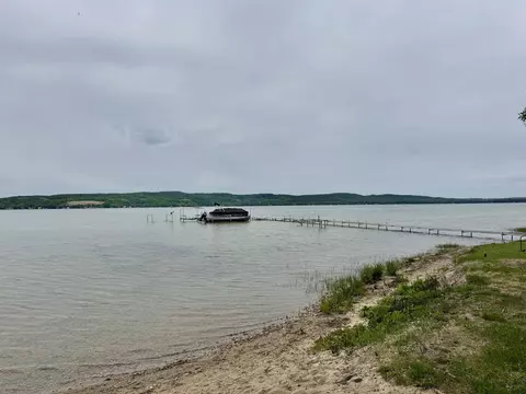 8469 Deadstream #4, Honor, MI 49640 photo 27