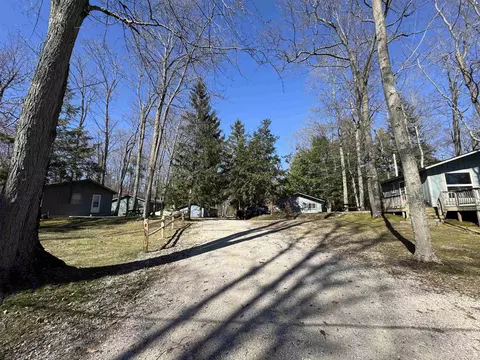 8469 Deadstream #4, Honor, MI 49640 photo 26