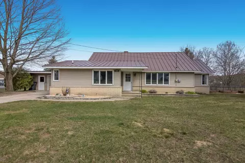 306 Fenton, Kingsley, MI 49649