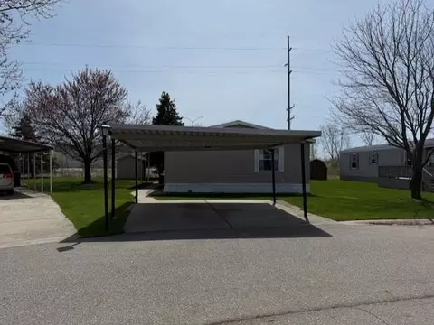 Exterior - 3001 Highlander, Alma, MI 48801 photo 1 of 2