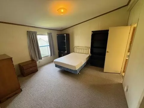 Bedroom - 3001 Highlander, Alma, MI 48801 photo 1 of 2