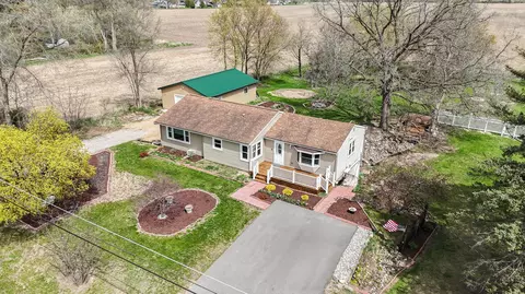 253 S Grover, Alma, MI 48801