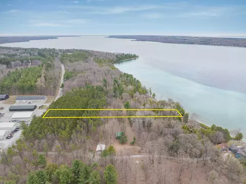 V/l NE Torch Lake, Central Lake, MI 49622