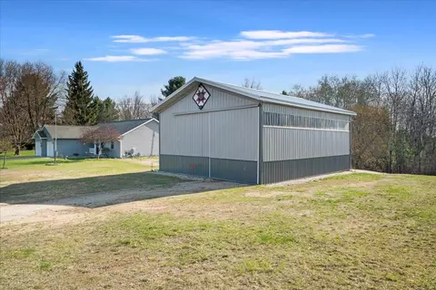 775 S 2nd, Harrison, MI 48625 photo 27