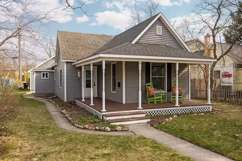 917 Lincoln, Traverse City, MI 49686