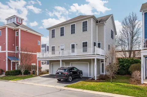 232 Midtown #38, Traverse City, MI 49684