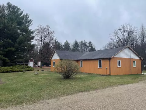 1097 20 Mile, Barryton, MI 49305