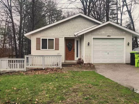 1413 Valley, Traverse City, MI 49685
