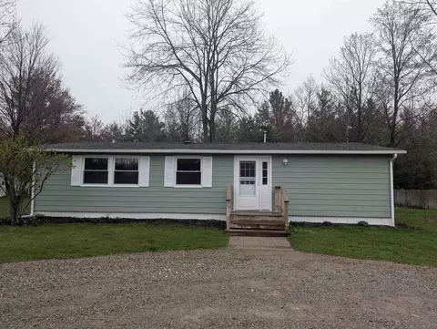 Exterior - 216 N West, Au Gres, MI 48703 photo 4 of 13