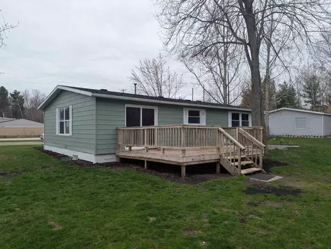 Exterior - 216 N West, Au Gres, MI 48703 photo 6 of 13