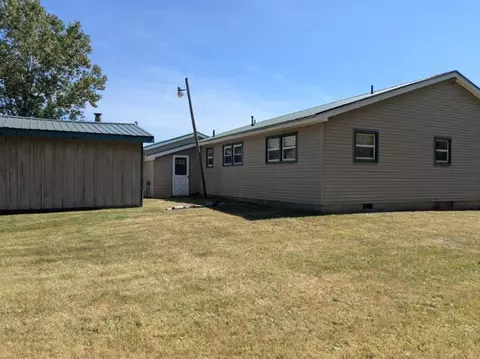 Exterior - 10 W Maple Rdg, Twining, MI 48766 photo 2 of 3