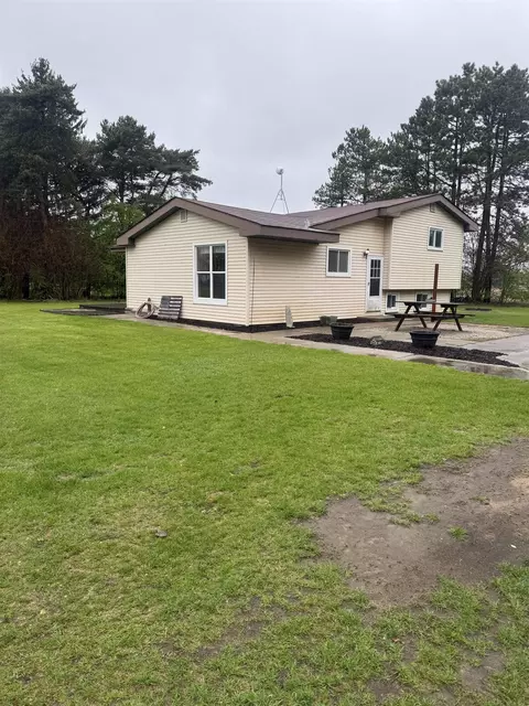 4960 W Fillmore, Ithaca, MI 48847 photo 2