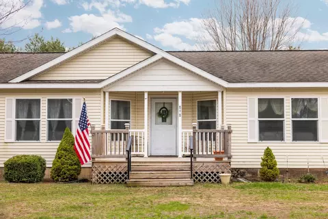 898 Leya, Beulah, MI 49617