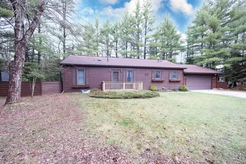 1114 Moffatt, Grayling, MI 49738 photo 3