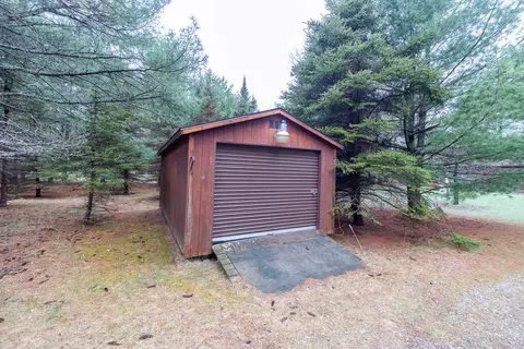 1114 Moffatt, Grayling, MI 49738 photo 33