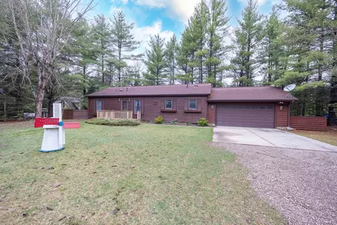 1114 Moffatt, Grayling, MI 49738 photo 2
