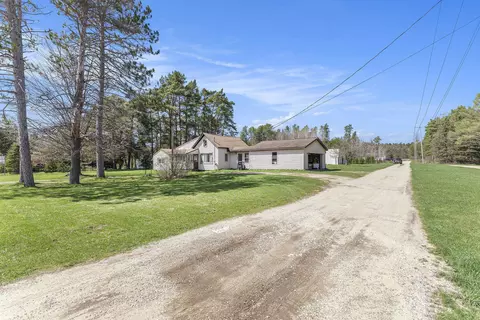 1810 W Houghton Lk, Lake City, MI 49651