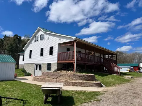 5417 Archer, Brethren, MI 49619 photo 2