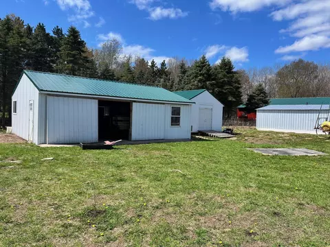 5417 Archer, Brethren, MI 49619 photo 32
