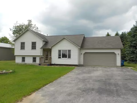 1692 Pine Tree, Grawn, MI 49637 photo 8