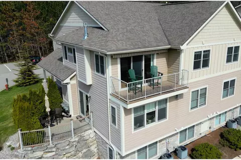 10889 Pine Blf #C, Traverse City, MI 49684