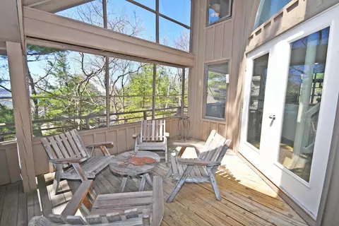 10 Hawks Nest, Glen Arbor, MI 49636