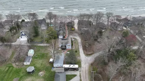 5883 S S Lk, Au Gres, MI 48703 photo 9