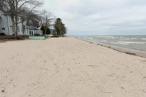 5883 S S Lk, Au Gres, MI 48703 photo 12