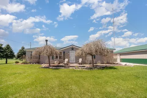 9651 N Bagley, Saint Louis, MI 48880