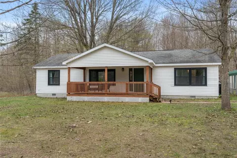 11420 Muskie, Ellsworth, MI 49729