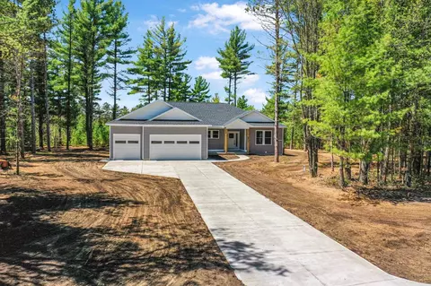 2705 Danbury, Kingsley, MI 49649