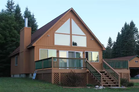 1242 W 20, Mesick, MI 49668