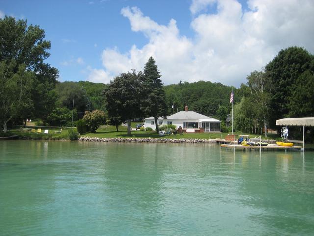 12225 SW Torch Lake Drivesw, Rapid City, MI 49676