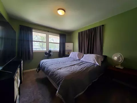 Bedroom - 303 Dearing, Shepherd, MI 48883 photo 1 of 2