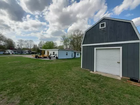 Exterior - 303 Dearing, Shepherd, MI 48883 photo 3 of 5