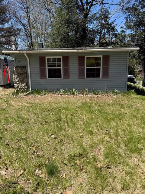 8687 Reiss, Farwell, MI 48622