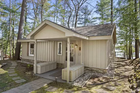 783 Lake George, Traverse City, MI 49696
