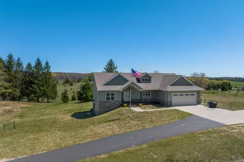 8233 Barney, Traverse City, MI 49684