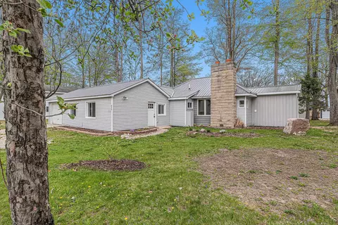 6370 W Buena, Lake City, MI 49651