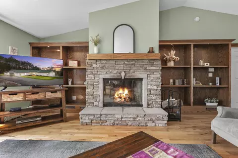 1660 High, Roscommon, MI 48653 photo 6