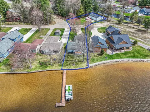 8805 Iroquois, Saint Helen, MI 48656