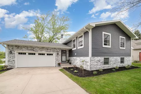 1254 Queensway, Lake Isabella, MI 48893