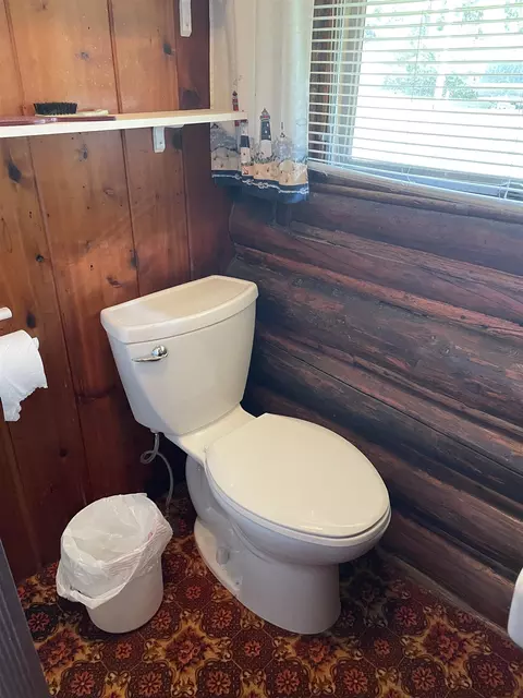 Bath - 464 N Huron, Au Gres, MI 48703 photo 2 of 2