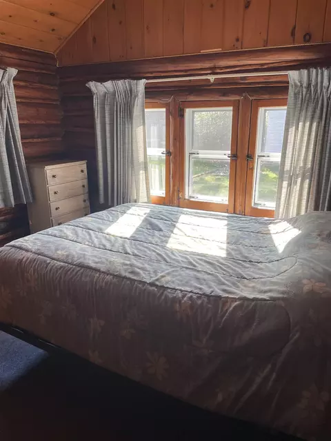Bedroom - 464 N Huron, Au Gres, MI 48703 photo 3 of 3