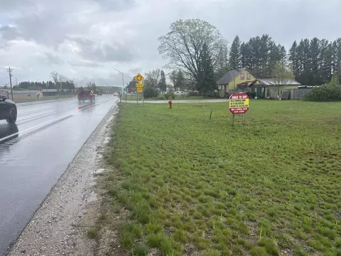 2860 S M-37, Traverse City, MI 49685