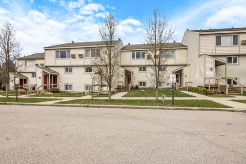 5000 S Townhouse #B4, Cedar, MI 49621