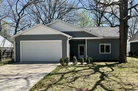 939 Grant, Traverse City, MI 49686