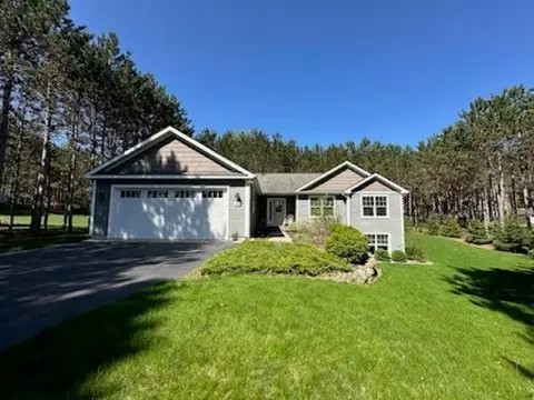 4175 Weatherwood, Traverse City, MI 49685
