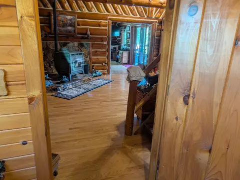 Entry Way - 3144 W Maple Rdg, Twining, MI 48766 photo 5 of 9